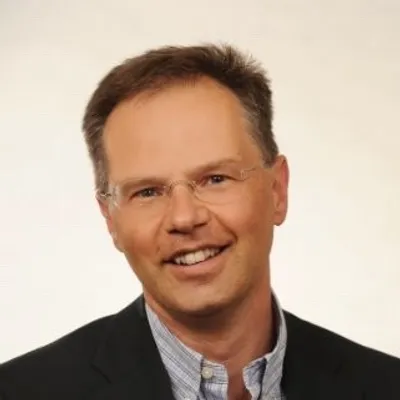 Prof. Dr. Roland Helm