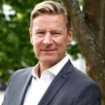 Prof. Dr. Daniel Rösch